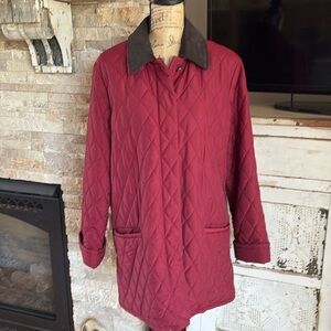 Vintage Carlisle maroon quilted barn jacket removable brown collar pockets